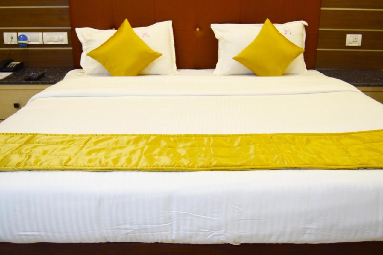 Thiviyam Airport Hotel Ченнаї Екстер'єр фото